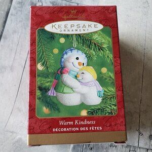 2000 Warm Kindness HALLMARK KEEPSAKE ORNAMENT